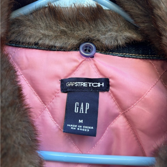 Gap Jean Jacket - Picture 2 of 5